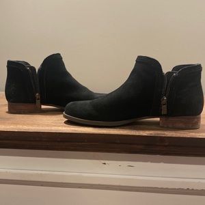 Koolaburra by Ugg ankle boots